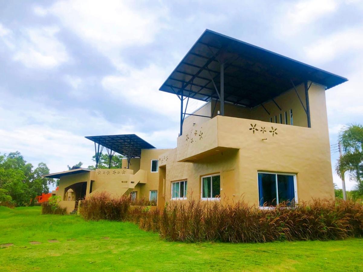 Aurora Resort Khao Yai Mu Si Bagian luar foto